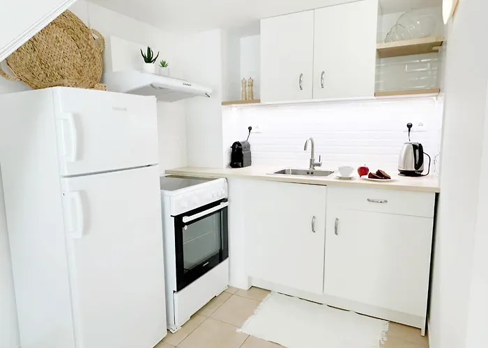 Patmos Sunshine - Just A 5-minute Walk From Square And The Port