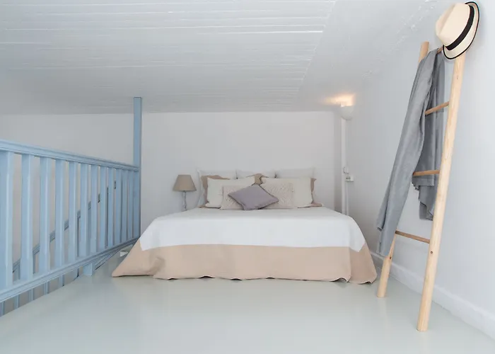 Patmos Sunshine - Just A 5-minute Walk From Square And The Port Apartament