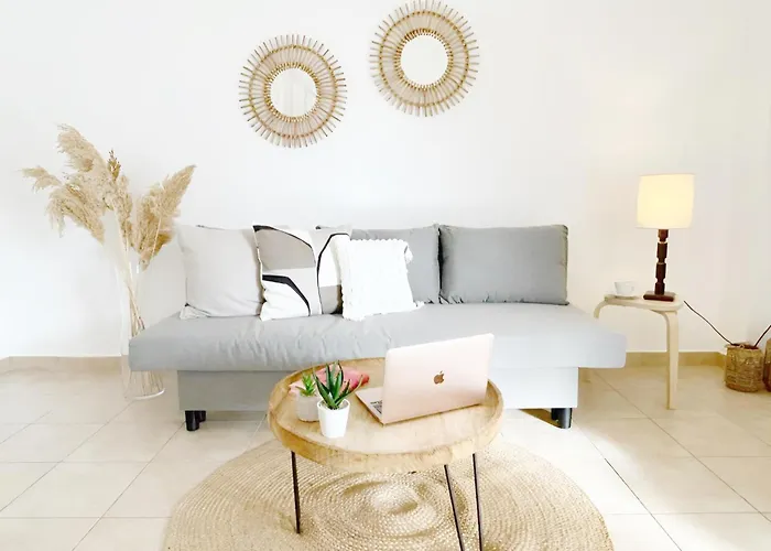 Patmos Sunshine - Just A 5-minute Walk From Square And The Port Skala