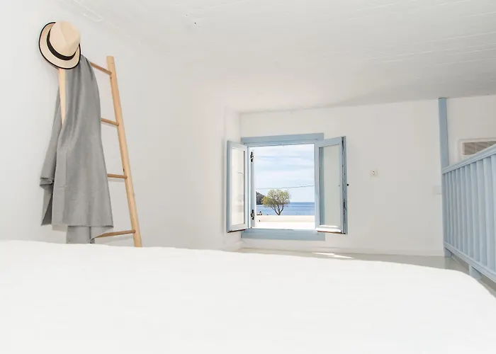 Patmos Sunshine - Just A 5-minute Walk From Square And The Port Апартаменты