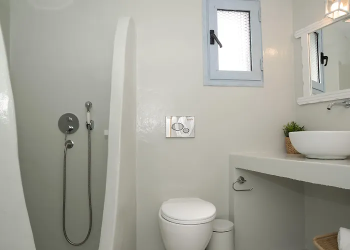 Patmos Sunshine - Just A 5-minute Walk From Square And The Port Skala