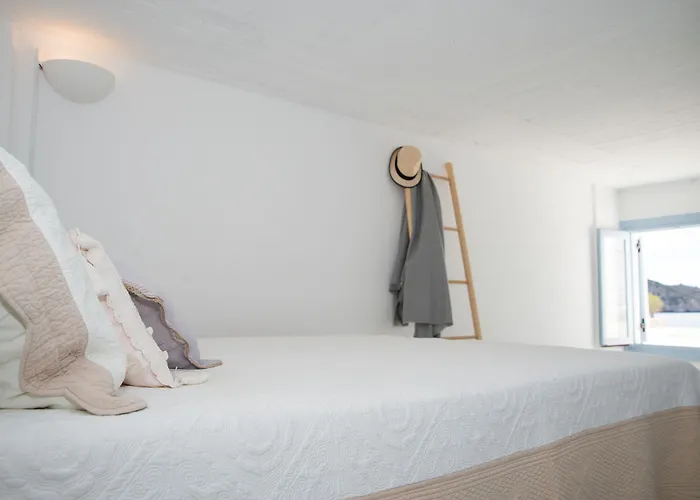 Patmos Sunshine - Just A 5-minute Walk From Square And The Port Апартаменты *